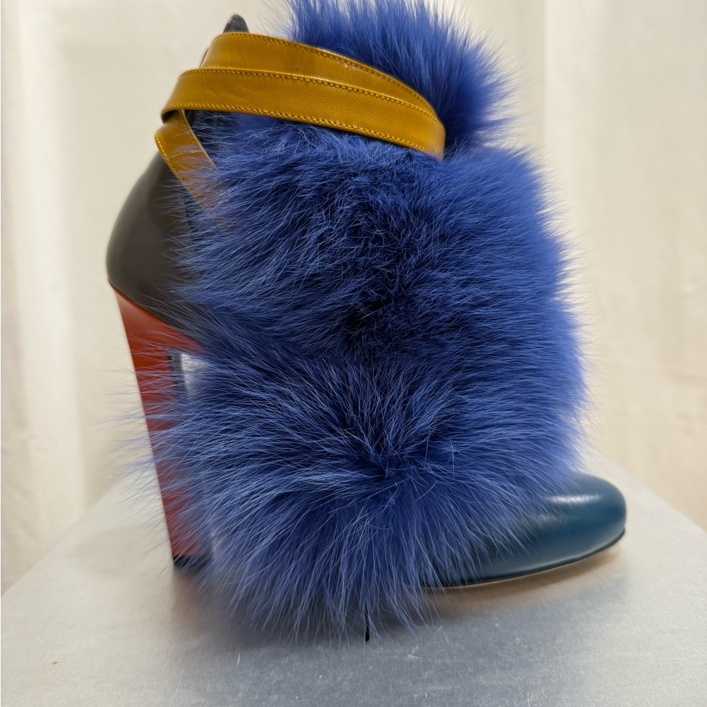Brian Atwood Blue Fur Heeled Shoes 7.5 New